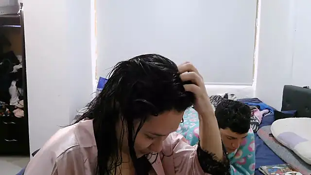 luxandracon23 online show from 10/29/25, 04:28