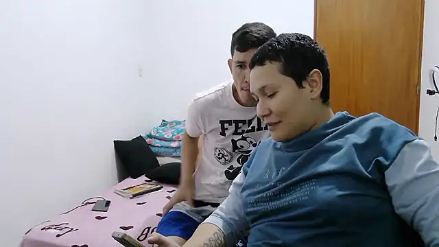 Snapshot of luxandracon23 chatting on 01/08/26, 12:16 luxandracon23 online show from 01/08/26, 12:16