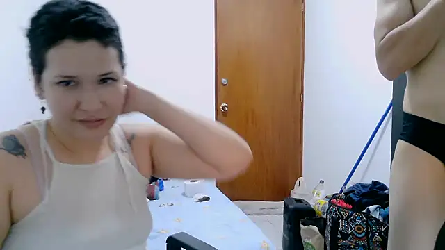 Snapshot of luxandracon23 chatting on 02/09/26, 10:41 luxandracon23 online show from 02/09/26, 10:41