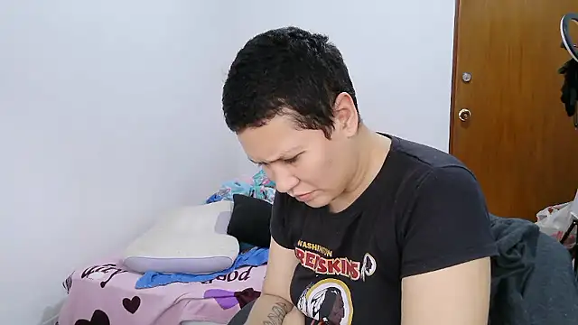 Snapshot of luxandracon23 chatting on 01/13/26, 09:52 luxandracon23 online show from 01/13/26, 09:52