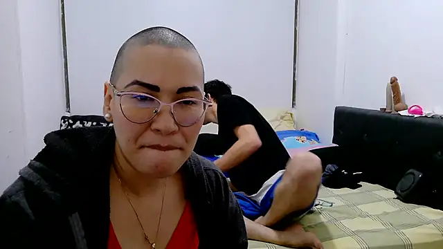 luxandracon23 online show from 11/21/25, 03:16