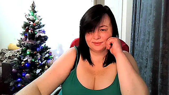 EmiliaLooo online show from 01/08/26, 03:45