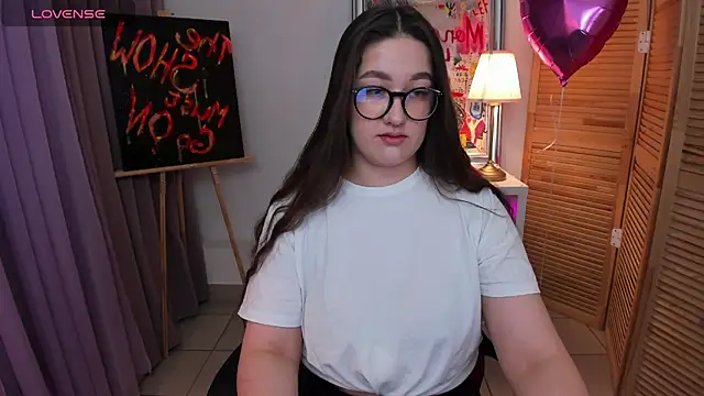 Snapshot of Aria_Blisss chatting on 02/26/25, 10:47 Aria Blisss online show from 02/26/25, 10:47