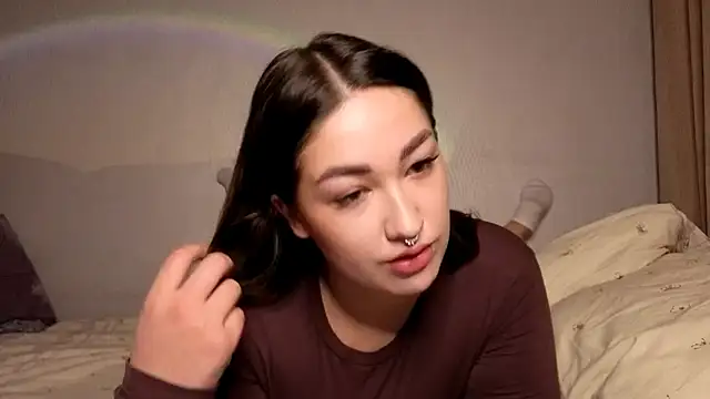 Aria Blisss online show from 12/19/25, 10:56