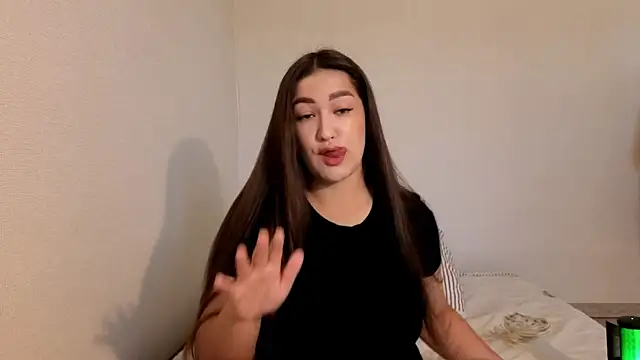 Snapshot of Aria_Blisss chatting on 06/19/26, 12:27 Aria Blisss online show from 06/19/26, 12:27