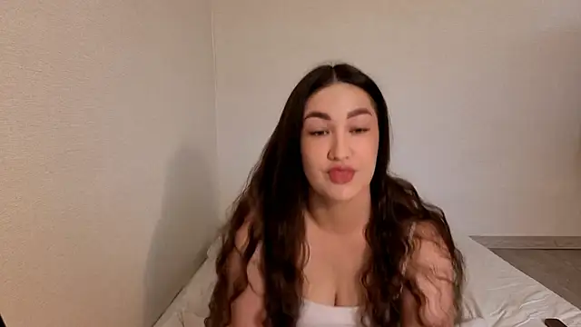 Aria Blisss online show from 06/03/26, 01:17