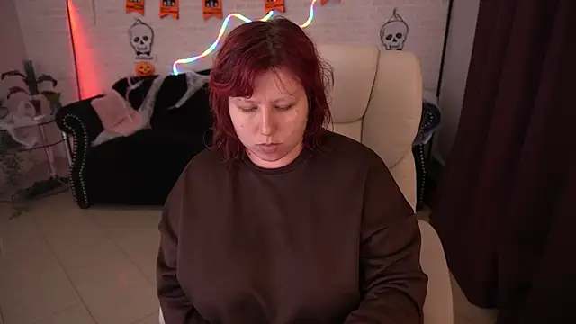 LiliyaMoon online show from 11/01/25, 07:35