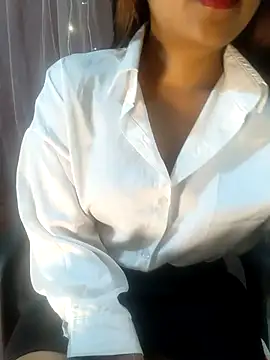 deslisexpriya online show from 02/04/26, 10:38