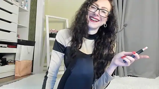 Baby Jewel online show from 11/25/25, 11:21