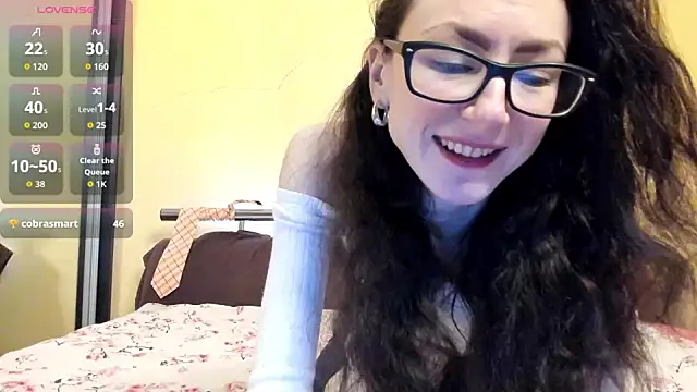 Snapshot of Baby_Jewel chatting on 02/18/26, 11:17 Baby Jewel online show from 02/18/26, 11:17