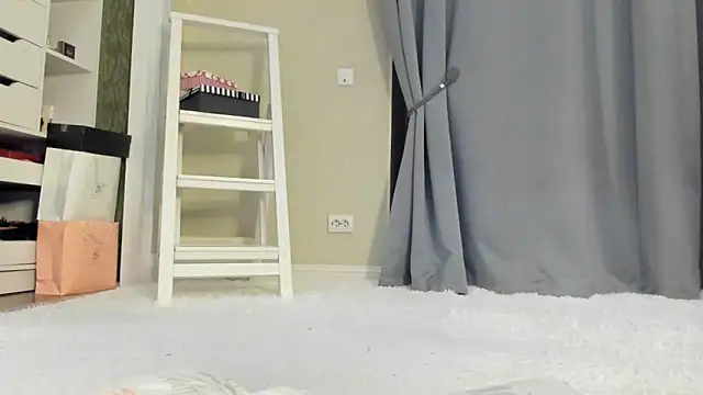 Baby Jewel online show from 10/16/25, 10:12