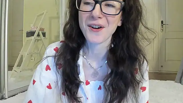 Baby Jewel online show from 03/01/25, 07:30