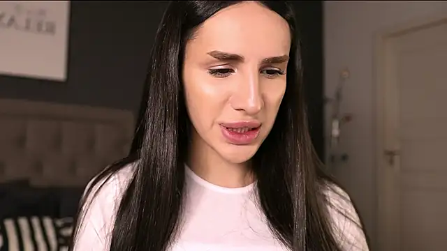 Kim Oberlin  online show from 10/22/25, 04:06