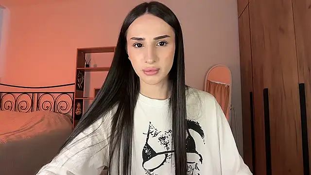 Kim Oberlin  online show from 04/11/26, 04:10