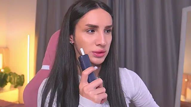 Kim Oberlin  online show from 11/11/25, 11:27