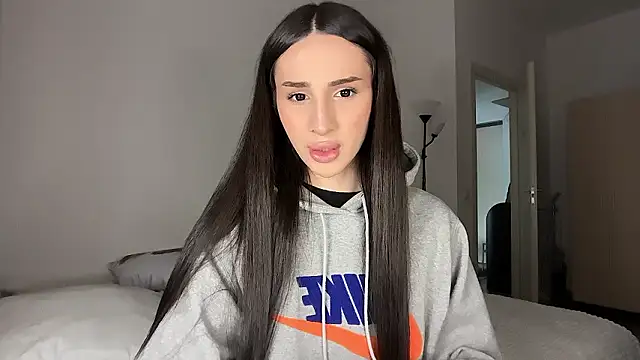 Kim Oberlin  online show from 03/04/26, 01:08