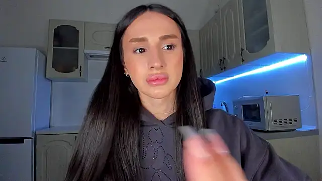 Snapshot of Kim_Oberlin_ chatting on 02/04/26, 08:04 Kim Oberlin online show from 02/04/26, 08:04