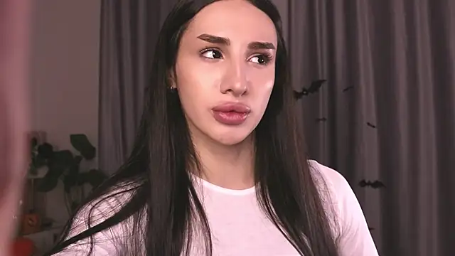 Kim Oberlin  online show from 10/31/25, 11:18