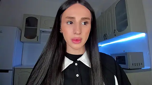 Snapshot of Kim_Oberlin_ chatting on 02/08/26, 08:06 Kim Oberlin online show from 02/08/26, 08:06