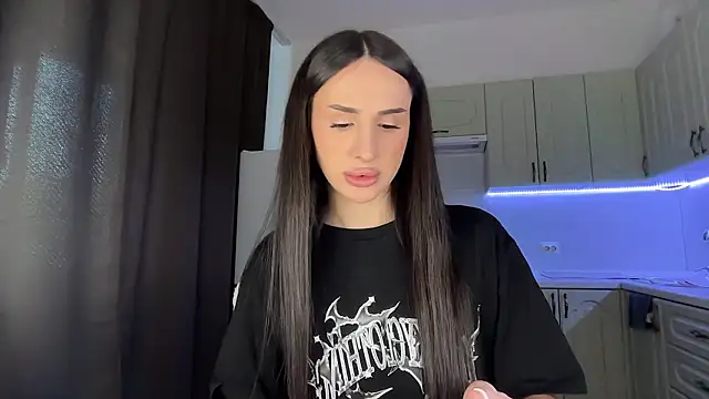 Kim Oberlin  online show from 03/18/26, 12:08