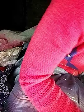 Snapshot of kumarigirl chatting on 11/08/25, 02:15 kumarigirl online show from 11/08/25, 02:15