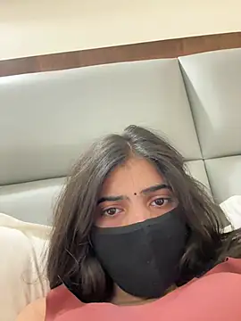 Lunaxx001 online show from 04/02/26, 06:09