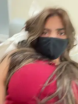 Lunaxx001 online show from 04/07/26, 07:26