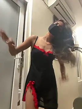 Lunaxx001 online show from 04/09/26, 10:21