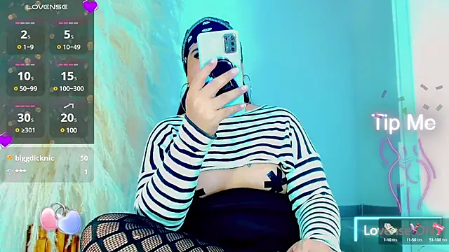 Snapshot of nauthyvalentina chatting on 02/12/25, 07:56 nauthyvalentina online show from 02/12/25, 07:56