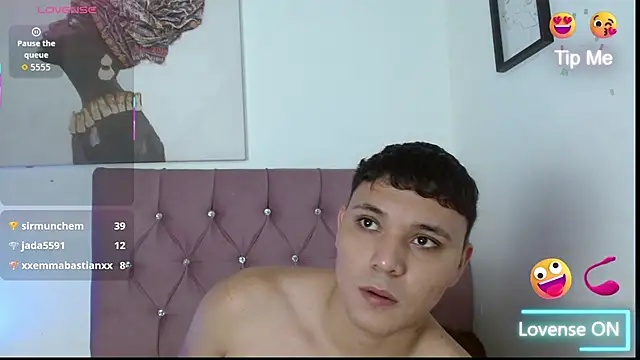 Snapshot of couple_lovelyds chatting on 10/14/25, 08:42 couple lovelyds online show from 10/14/25, 08:42