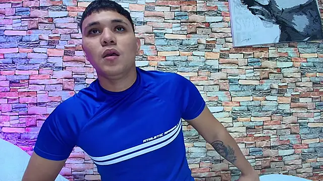 Snapshot of couple_lovelyds chatting on 01/31/26, 08:40 couple lovelyds online show from 01/31/26, 08:40