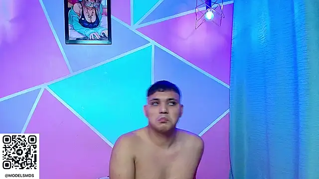 Snapshot of couple_lovelyds chatting on 01/07/26, 08:36 couple lovelyds online show from 01/07/26, 08:36