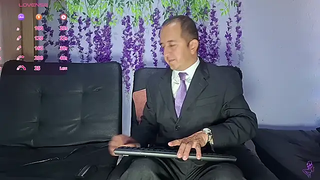 yazforeSolo online show from 02/05/26, 02:02