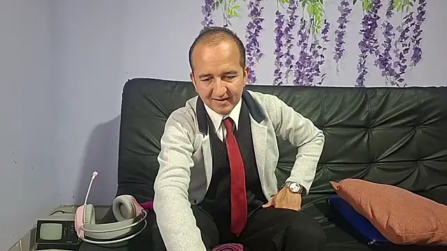 yazforeSolo online show from 11/13/25, 03:49