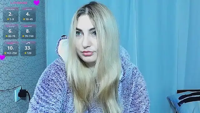 Snapshot of JaneLaJewel chatting on 10/10/25, 01:23 JaneLaJewel online show from 10/10/25, 01:23