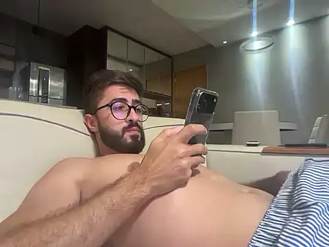 Snapshot of gabrielc27 chatting on 03/01/26, 10:32 gabrielc27 online show from 03/01/26, 10:32