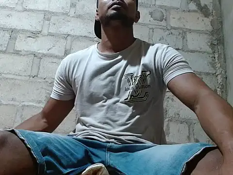 fernandez latinblackk online show from 10/31/25, 05:26