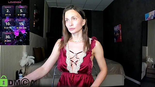 Snapshot of Beatrice_Brice chatting on 10/02/25, 12:25 Beatrice Brice online show from 10/02/25, 12:25