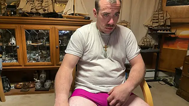 ScubaStevex online show from 05/09/26, 03:54