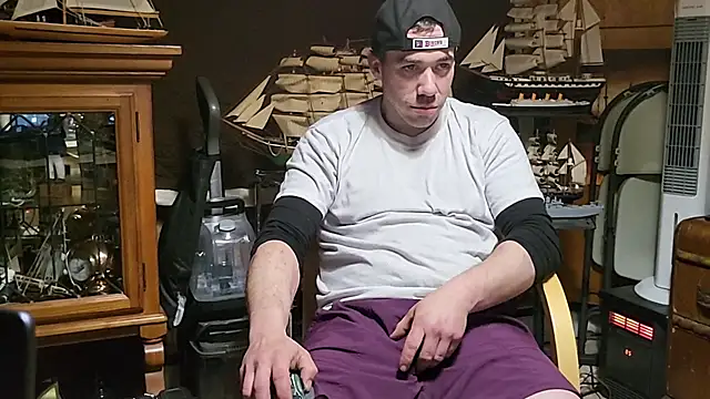 ScubaStevex online show from 03/25/26, 10:14