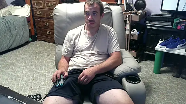 ScubaStevex online show from 10/24/25, 04:55