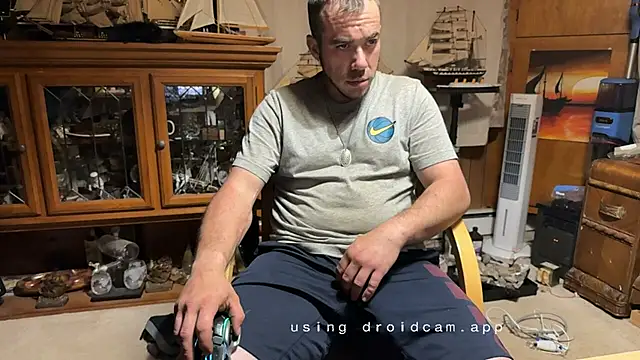 ScubaStevex online show from 05/05/26, 04:37