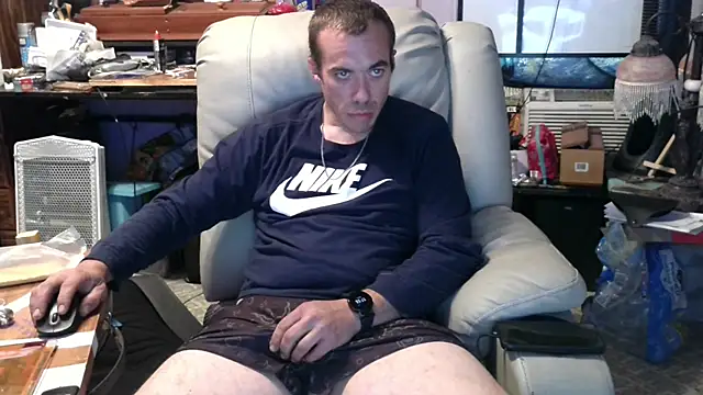 ScubaStevex online show from 10/16/25, 09:56