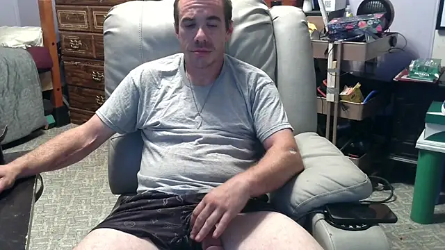 ScubaStevex online show from 10/26/25, 06:58