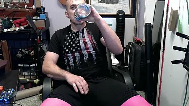 ScubaStevex online show from 11/09/25, 11:09