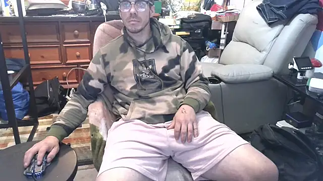 ScubaStevex online show from 12/20/25, 05:27