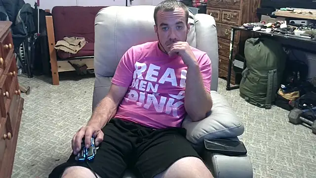 ScubaStevex online show from 09/23/25, 01:12