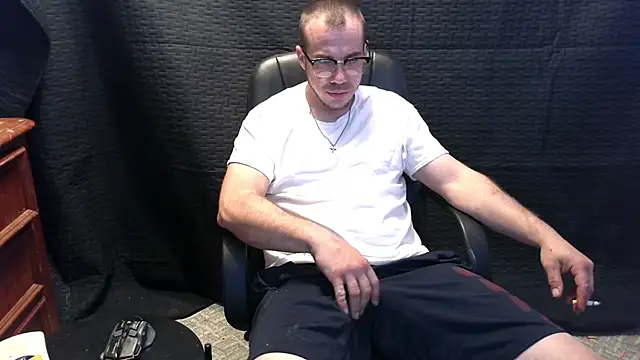 ScubaStevex online show from 11/24/25, 06:52