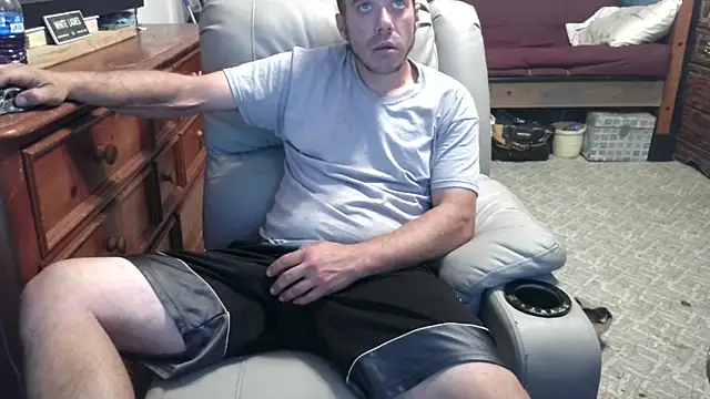 ScubaStevex online show from 09/30/25, 07:14