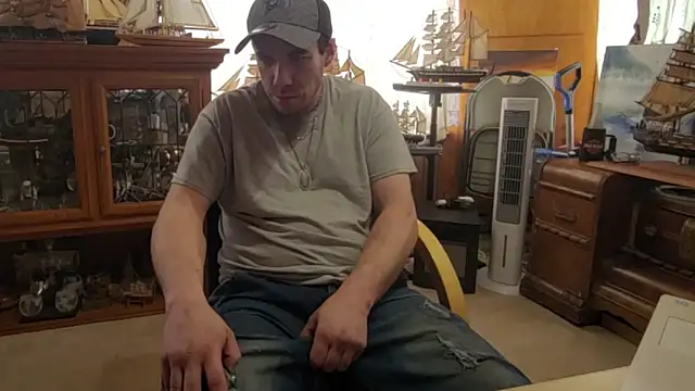 ScubaStevex online show from 04/02/26, 06:36